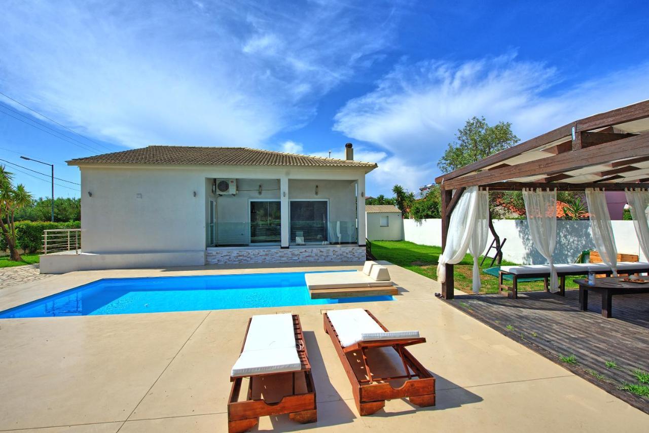 Beach Villa Christina By Posarellivillas Ахараві Екстер'єр фото